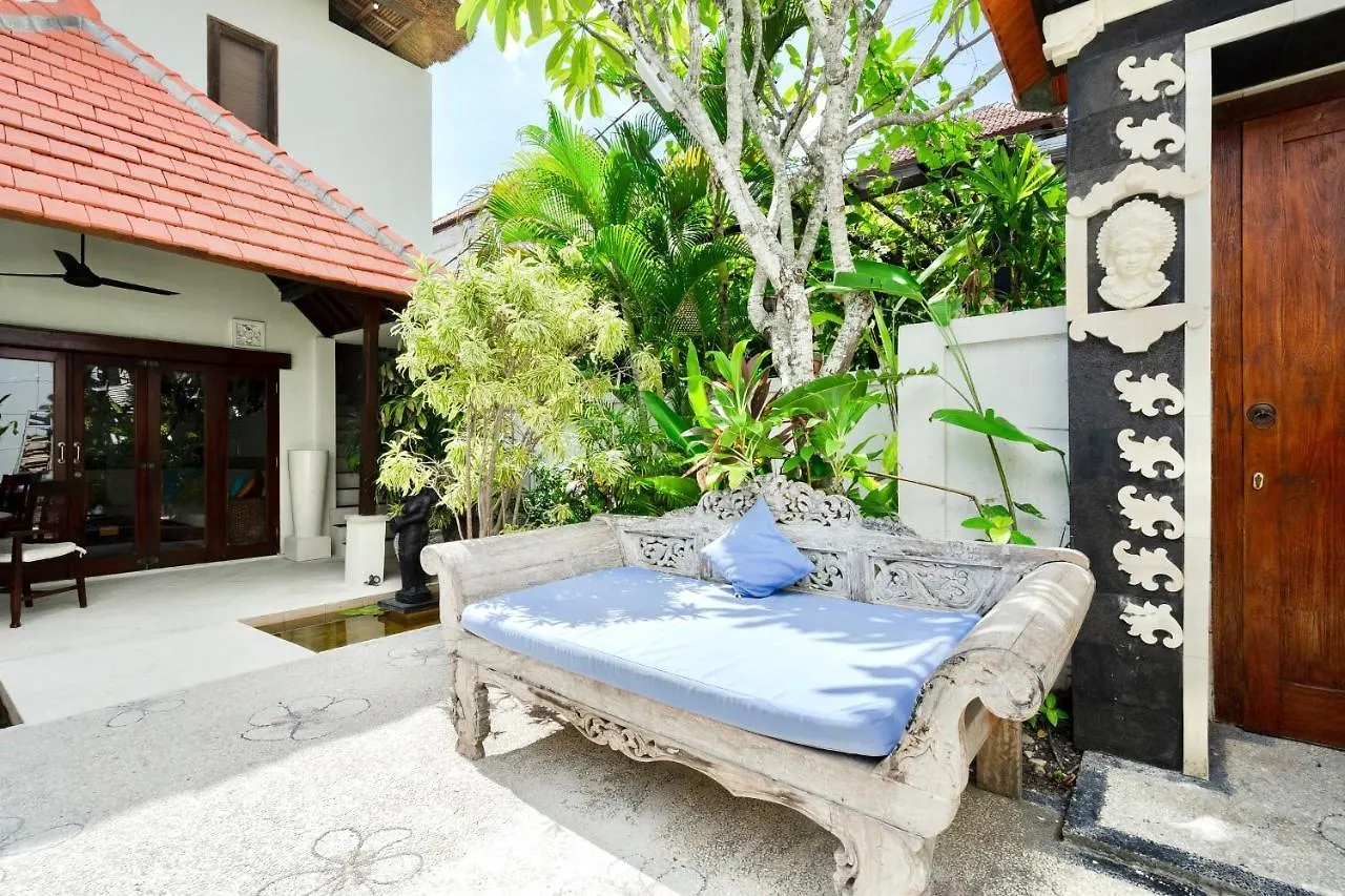 Villa Carissa Seminyak Centre, Bali By Le Ciel Hospitality Seminyak (Bali)