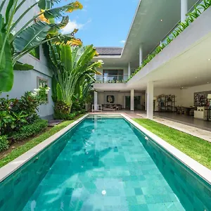 Paloma - Chic Tropical Garden With Outdoor Pool Villa